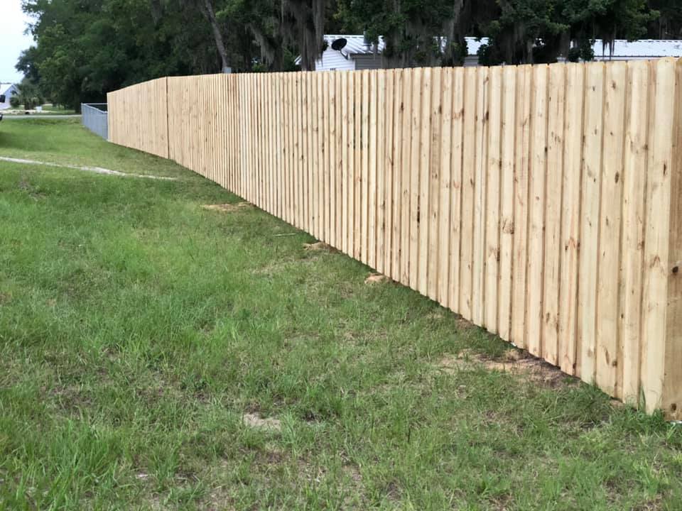 Wood privacy fence